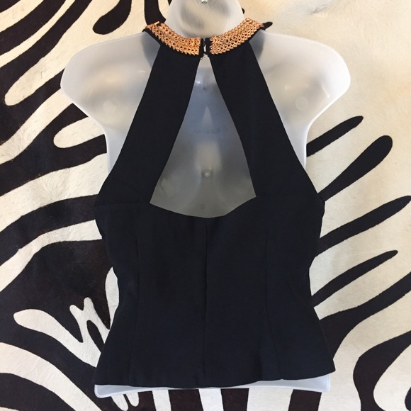 Black Top - Picture 2 of 4